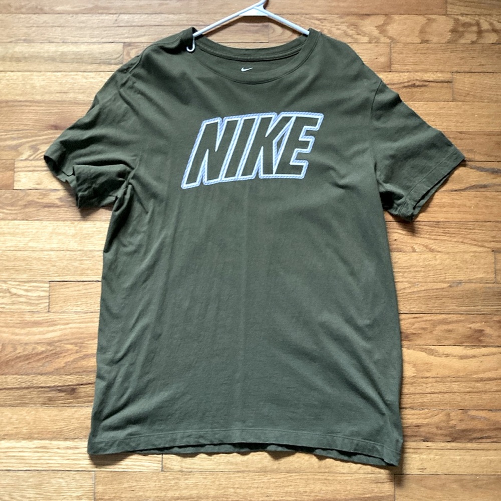 Nike t-shirt